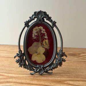Vintage Silver Tone Pewter? Mini Metal Oval Picture Frame With Pressed Flowers